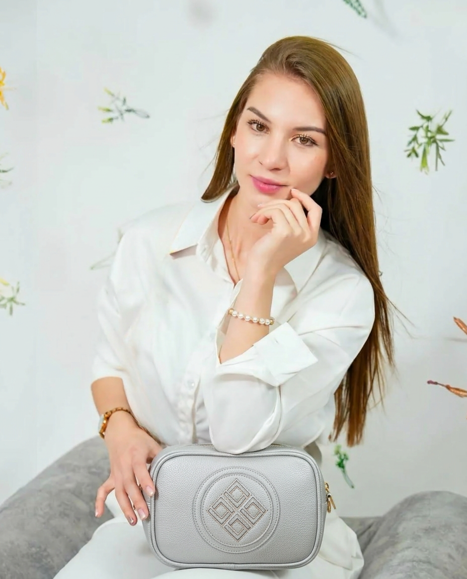 BOLSO ABBY - GRIS PLATEADO